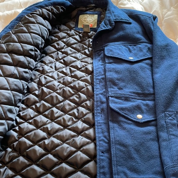St. John's Bay shirt jacket sz Medium. 100% cotton, button-up, quilted lining - Picture 9 of 10